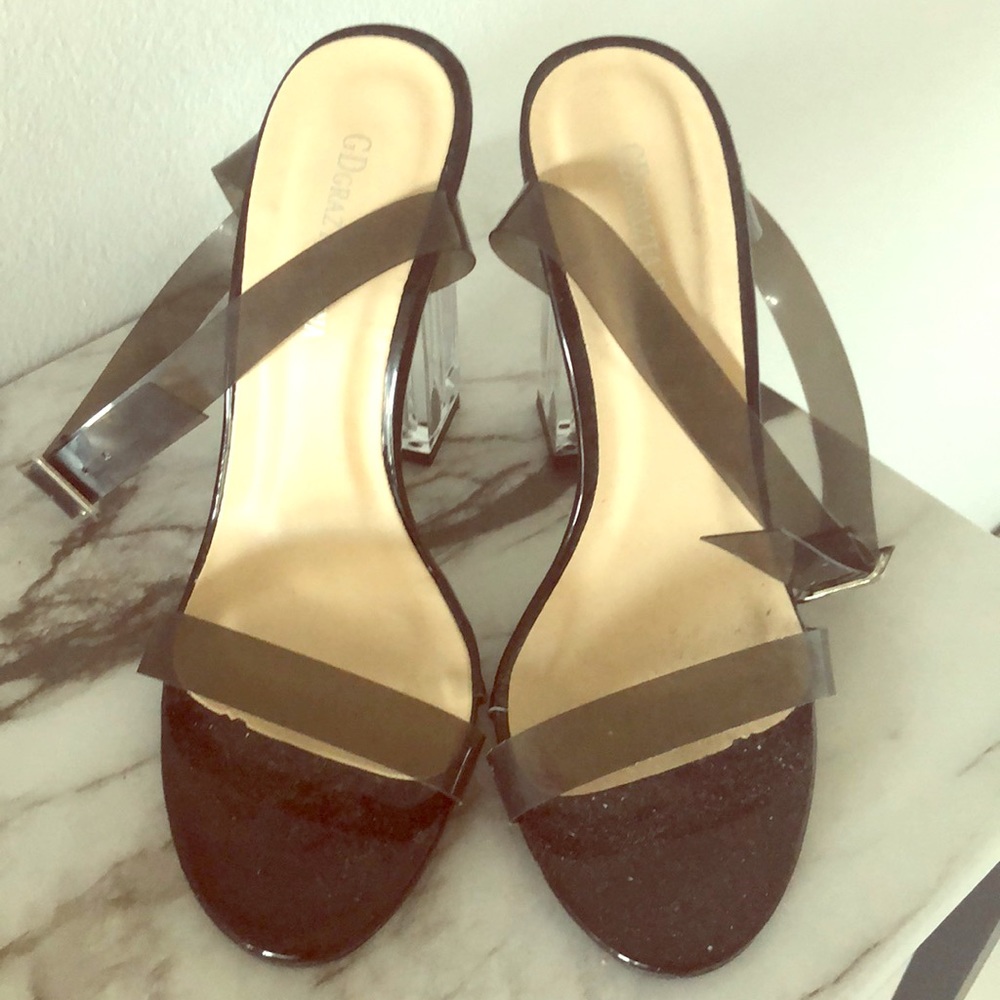Black sandal heels👠